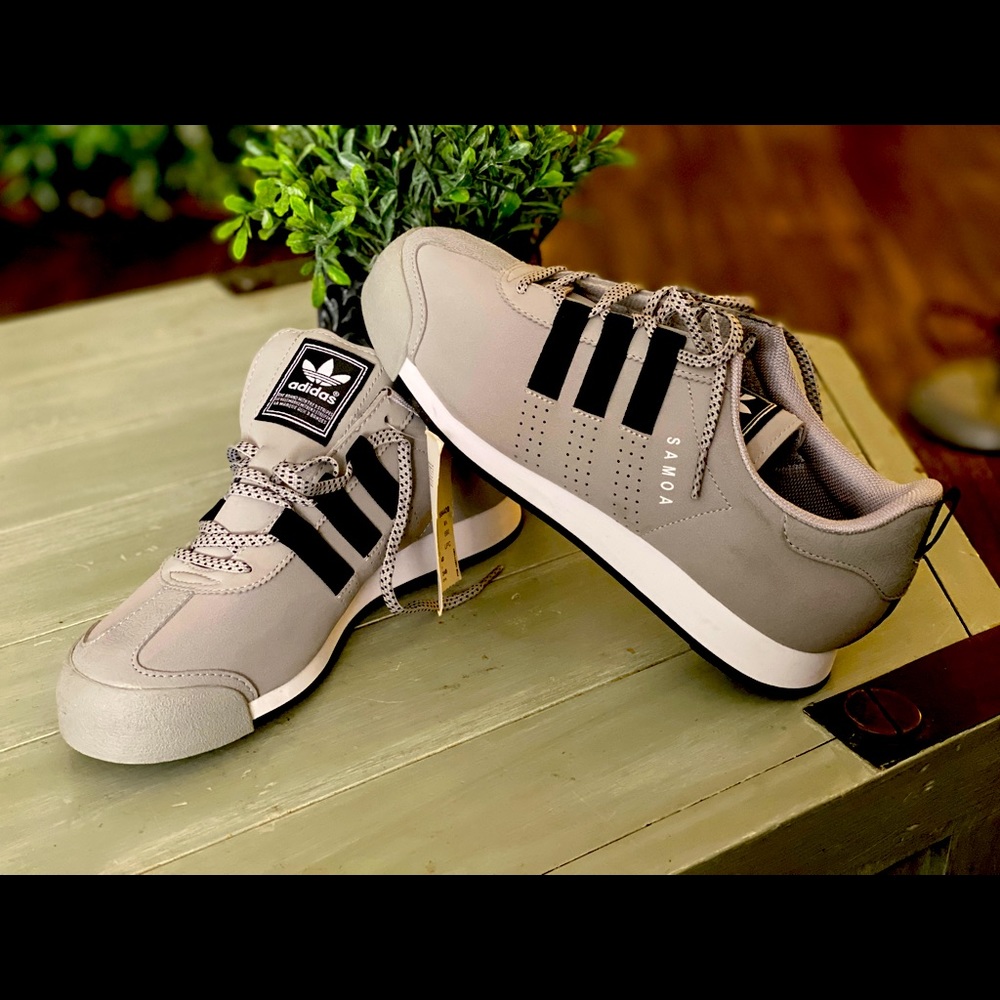 Adidas tennis shoes